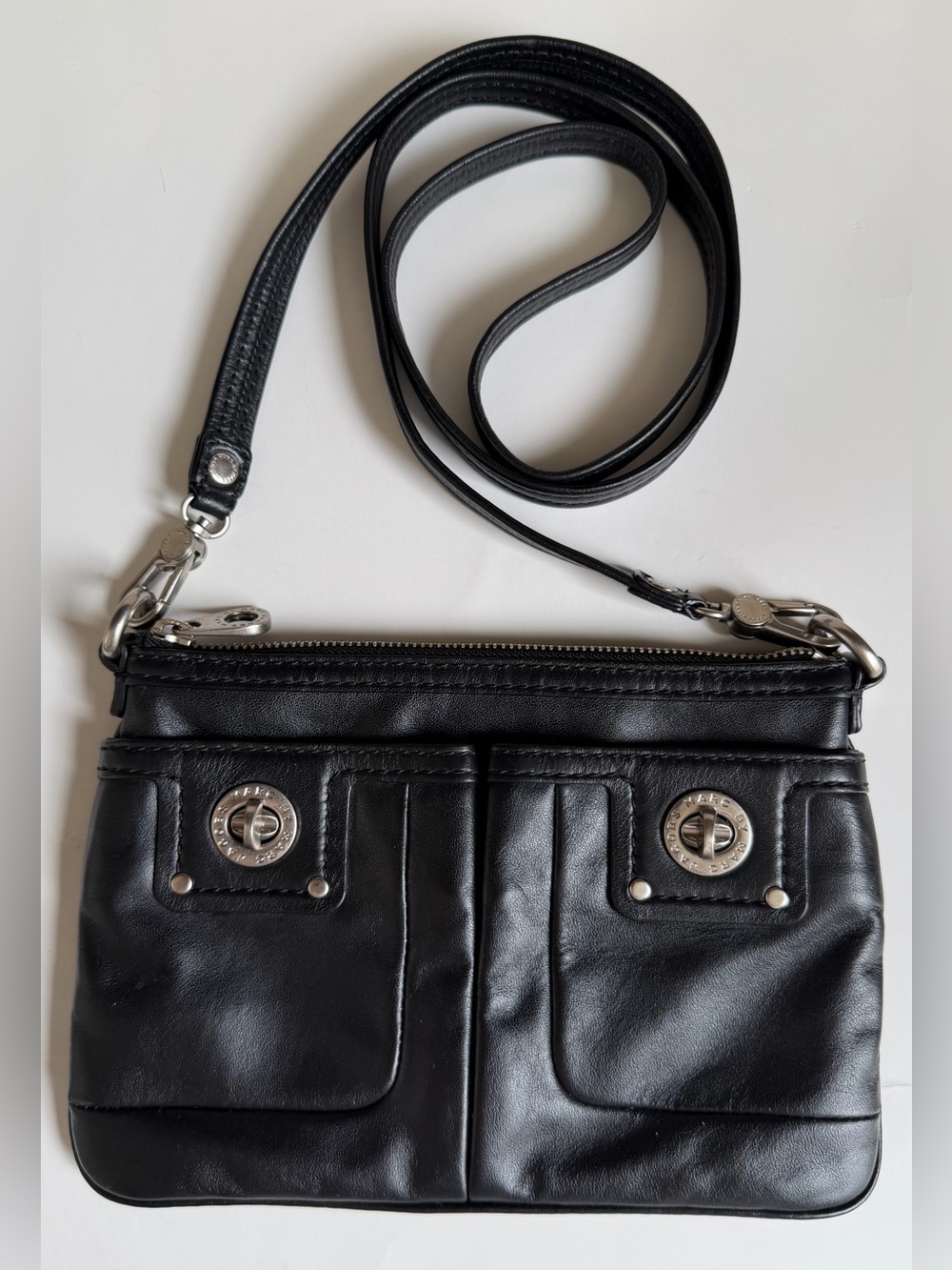 Vintage Marc by Marc Jacobs Percy Turn Lock Crossbody Purse Silver Hardware